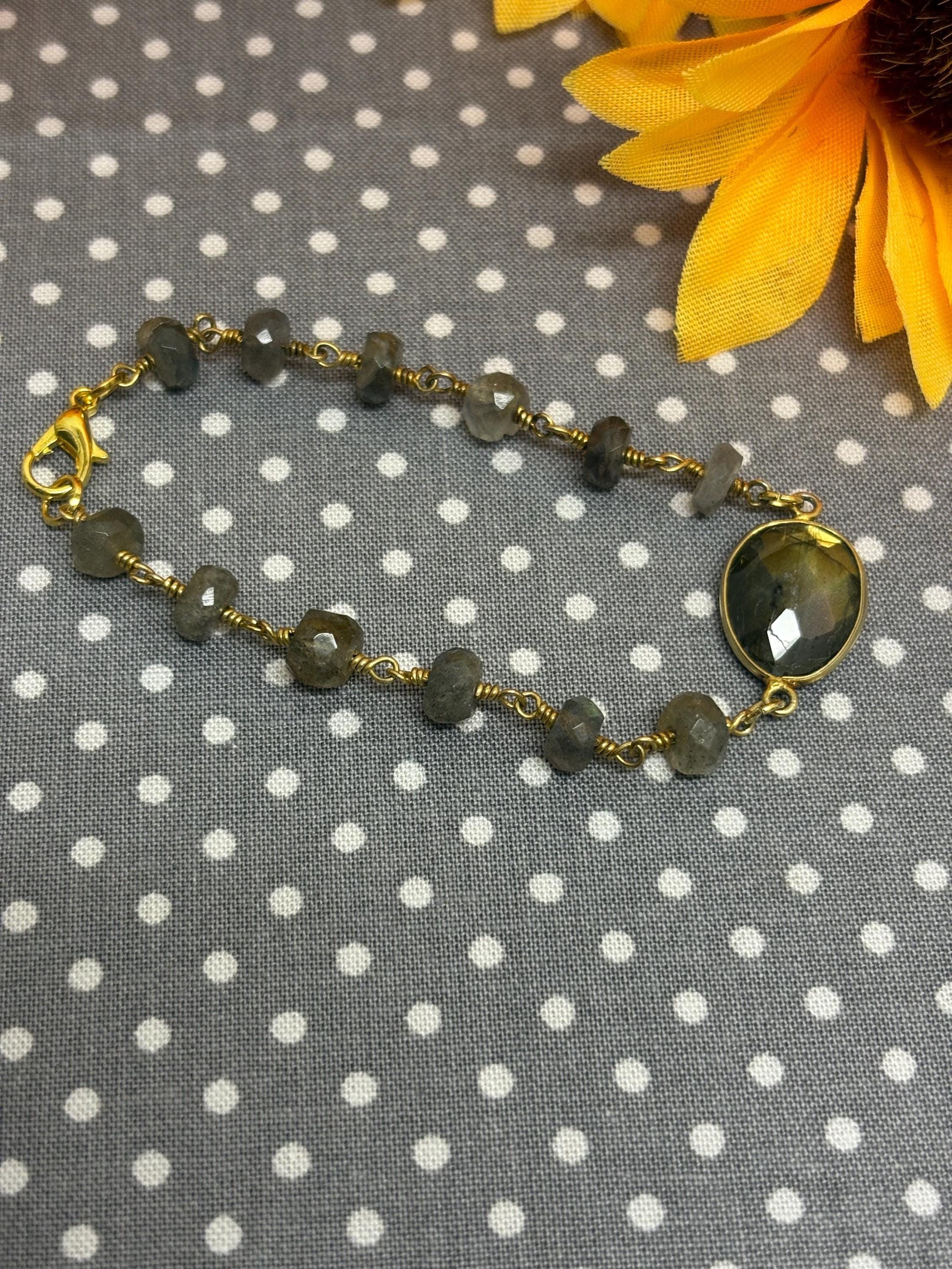 Labradorite Bracelet – Iridescent Gemstone Crystal Jewelry with Gold Plated Clasp