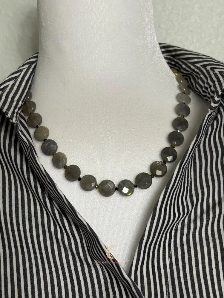 Labradorite Crystal Necklace – Gold Accents & Iridescent Gemstone Jewelry