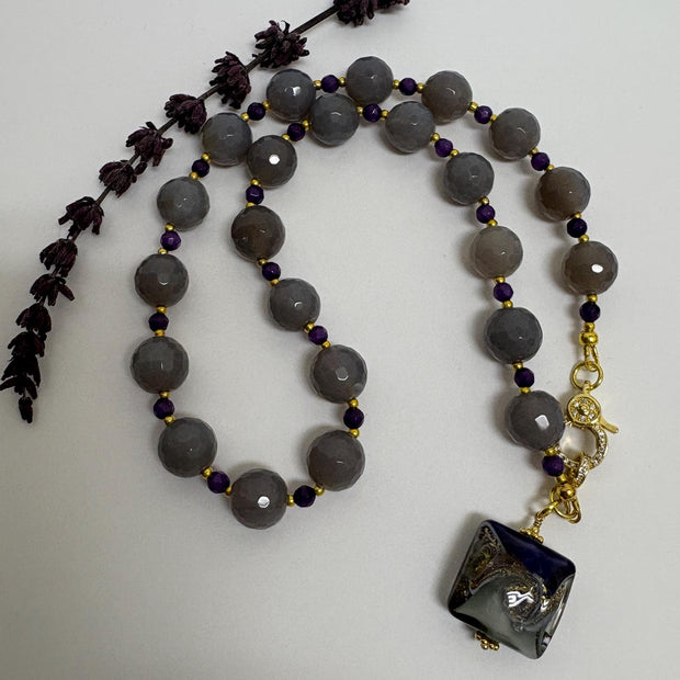 Gray Agate Amethyst Necklace – Dichroic Glass Pendant & Gold Plated Gemstone Jewelry